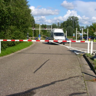 Handbediende draaiboom  Grenslandhallen Hasselt gesloten