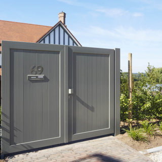 Voetgangerspoort Berlijn grijs schuin